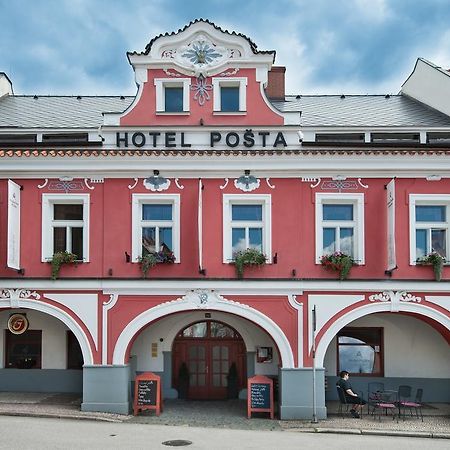Hotel Posta Sobotka Luaran gambar