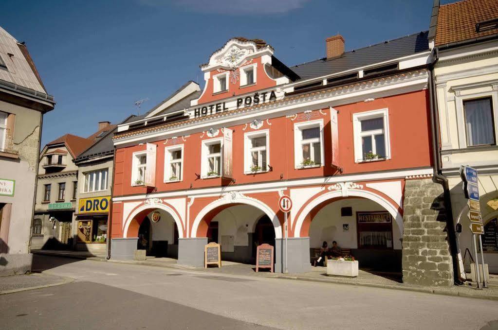 Hotel Posta Sobotka Luaran gambar