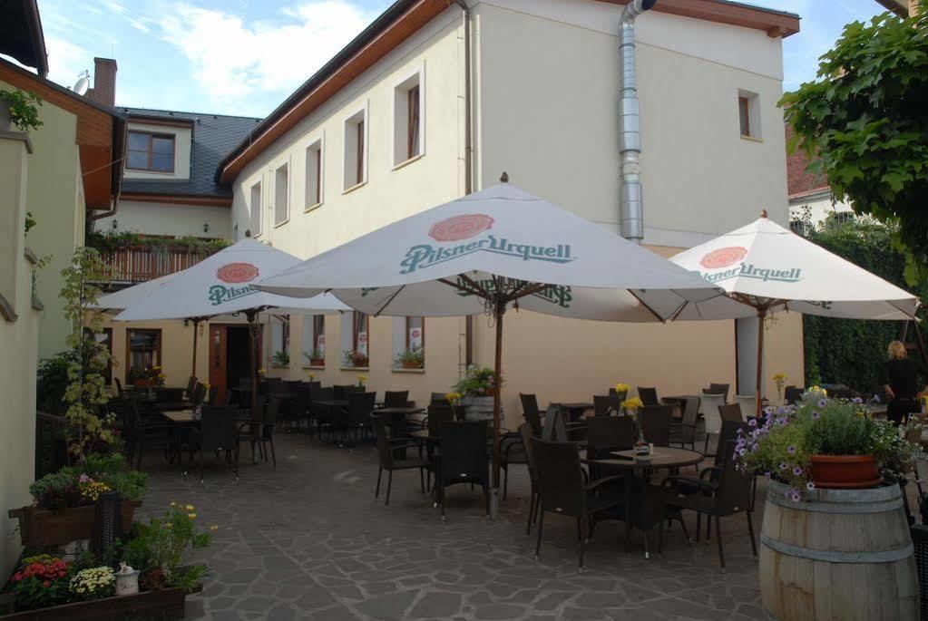 Hotel Posta Sobotka Luaran gambar