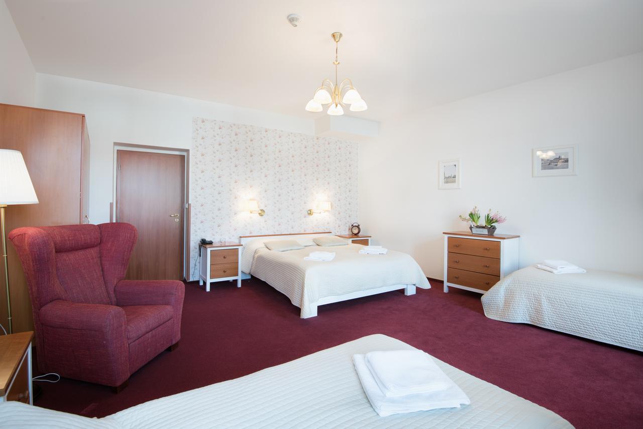 Hotel Posta Sobotka Luaran gambar