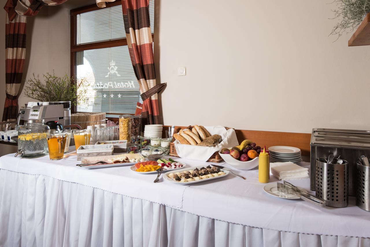 Hotel Posta Sobotka Luaran gambar