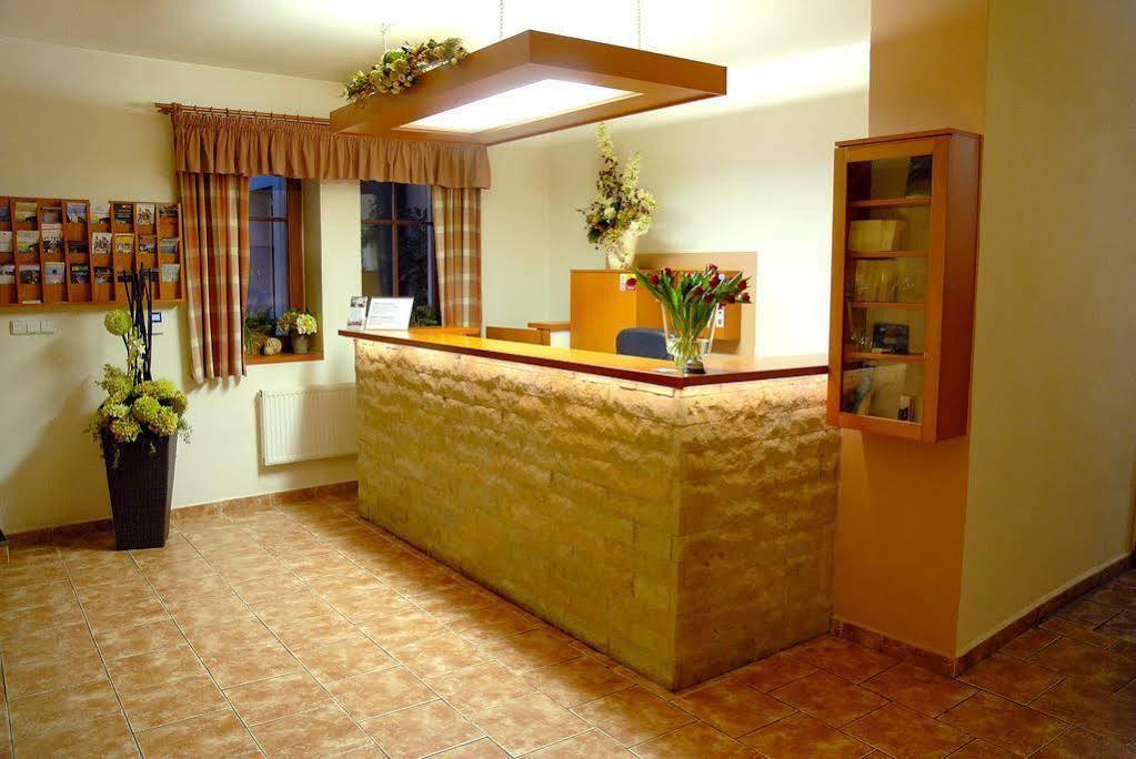 Hotel Posta Sobotka Luaran gambar