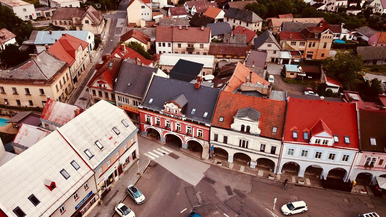 Hotel Posta Sobotka Luaran gambar